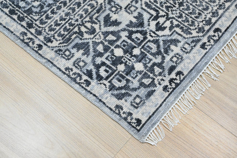 8 X 10 Ft Soft Colors Hand Woven Char & Beige Area Rug Mamluks Indoor Area Rug